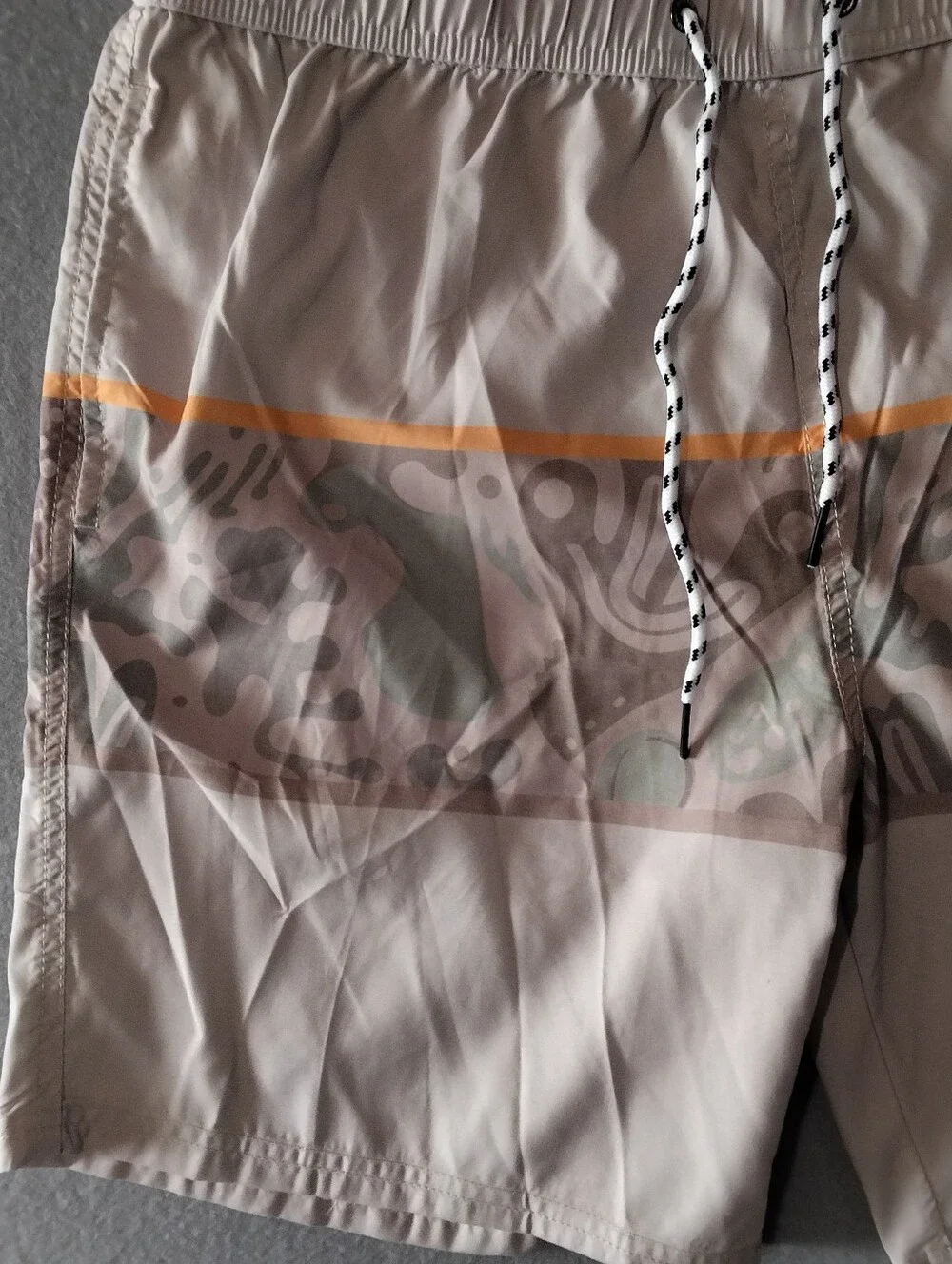 Maui And Sons Mesh Lined Lightweight Swimming Pool Shorts NWT Size XL Bone White